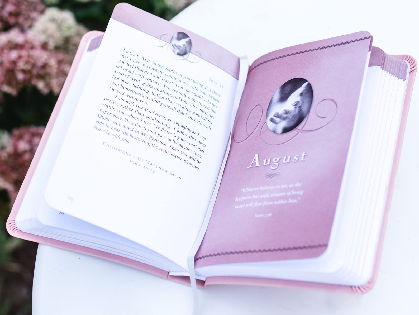 Jesus Calling, Pink Leathersoft, with Scripture References; Enjoying Peace in His Presence (a 365-Day Devotional) Jesus Calling, Pink Leathersoft, with Scripture References; Enjoying Peace in His Presence (a 365-Day Devotional) Imitation Leather Kindle