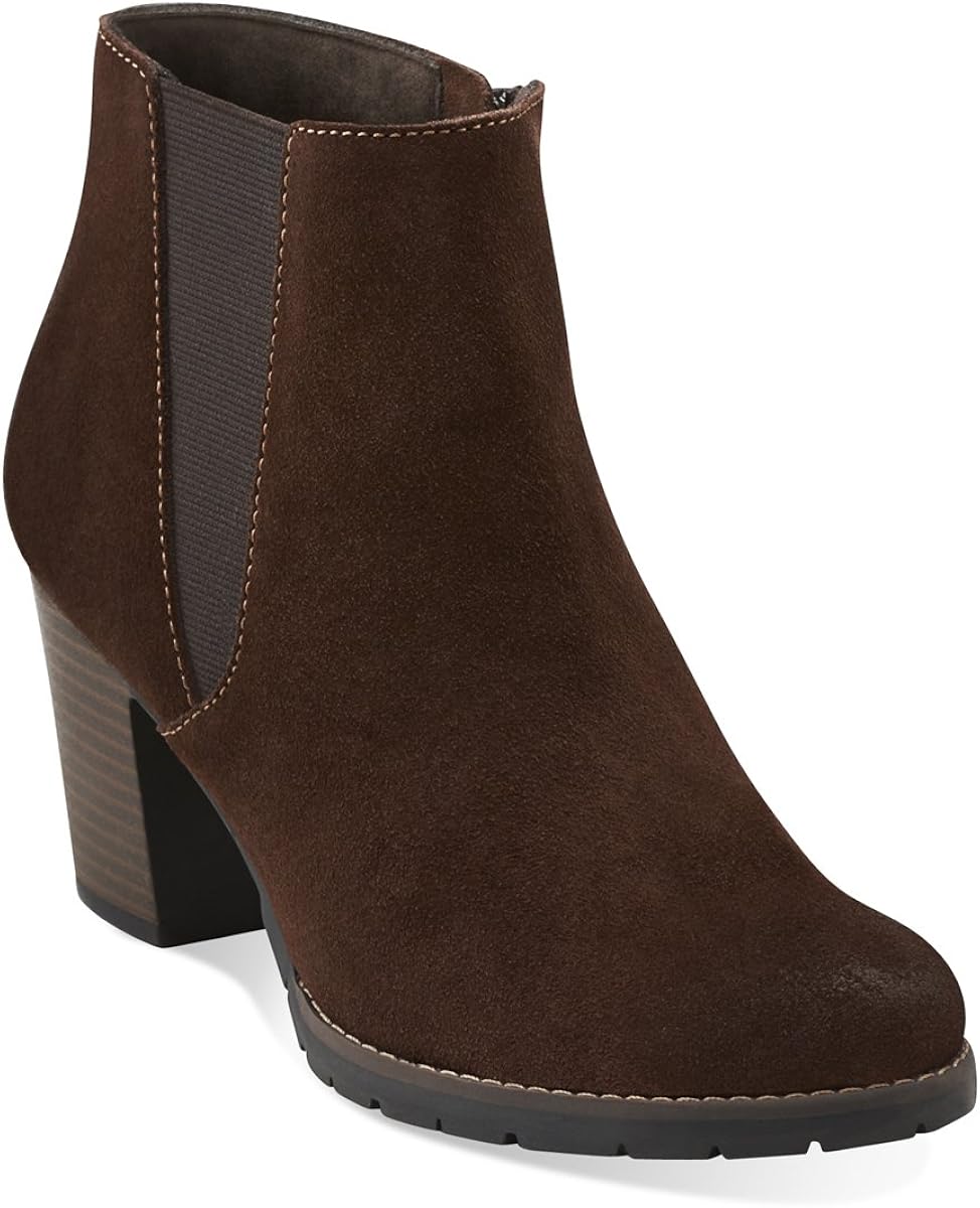 clarks pause camelia