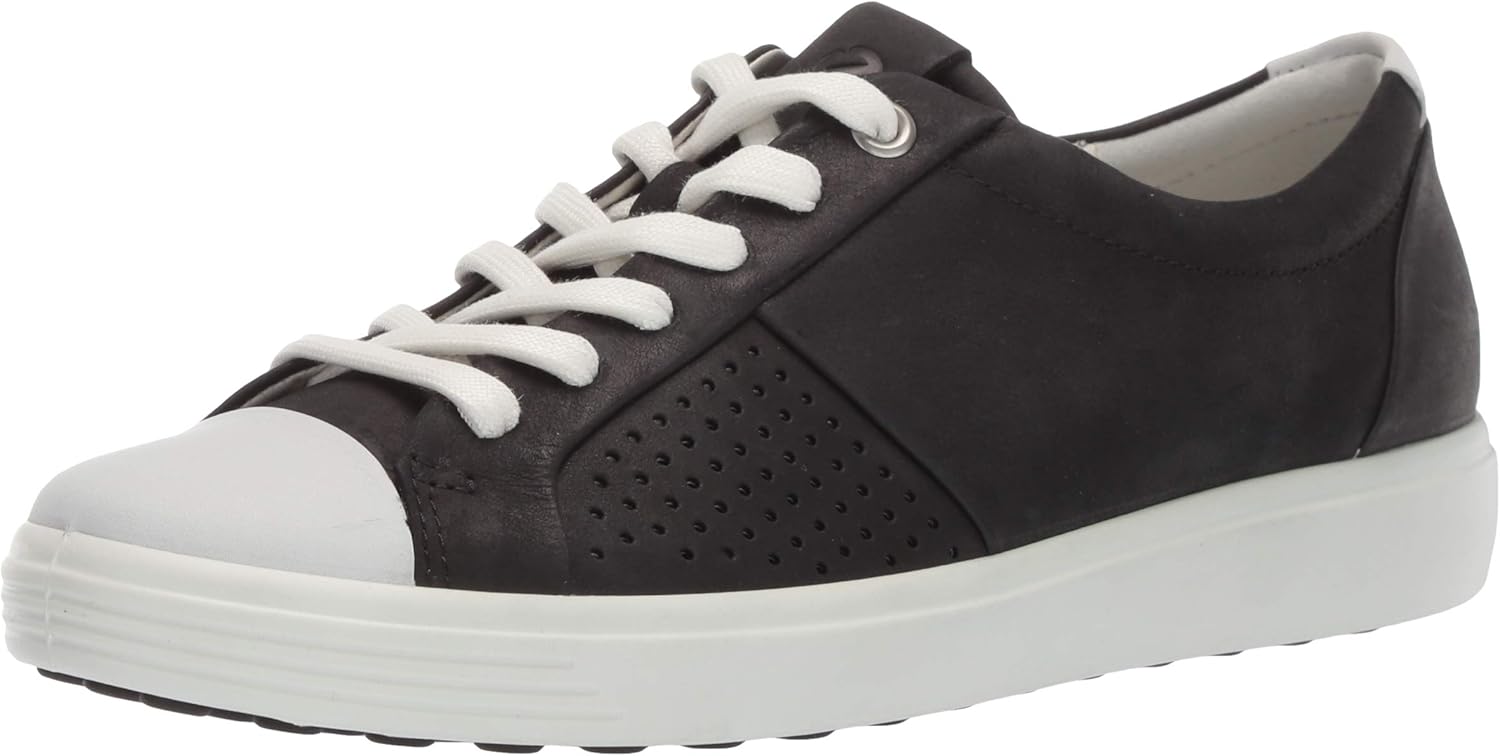 ecco soft 7 cap toe sneaker