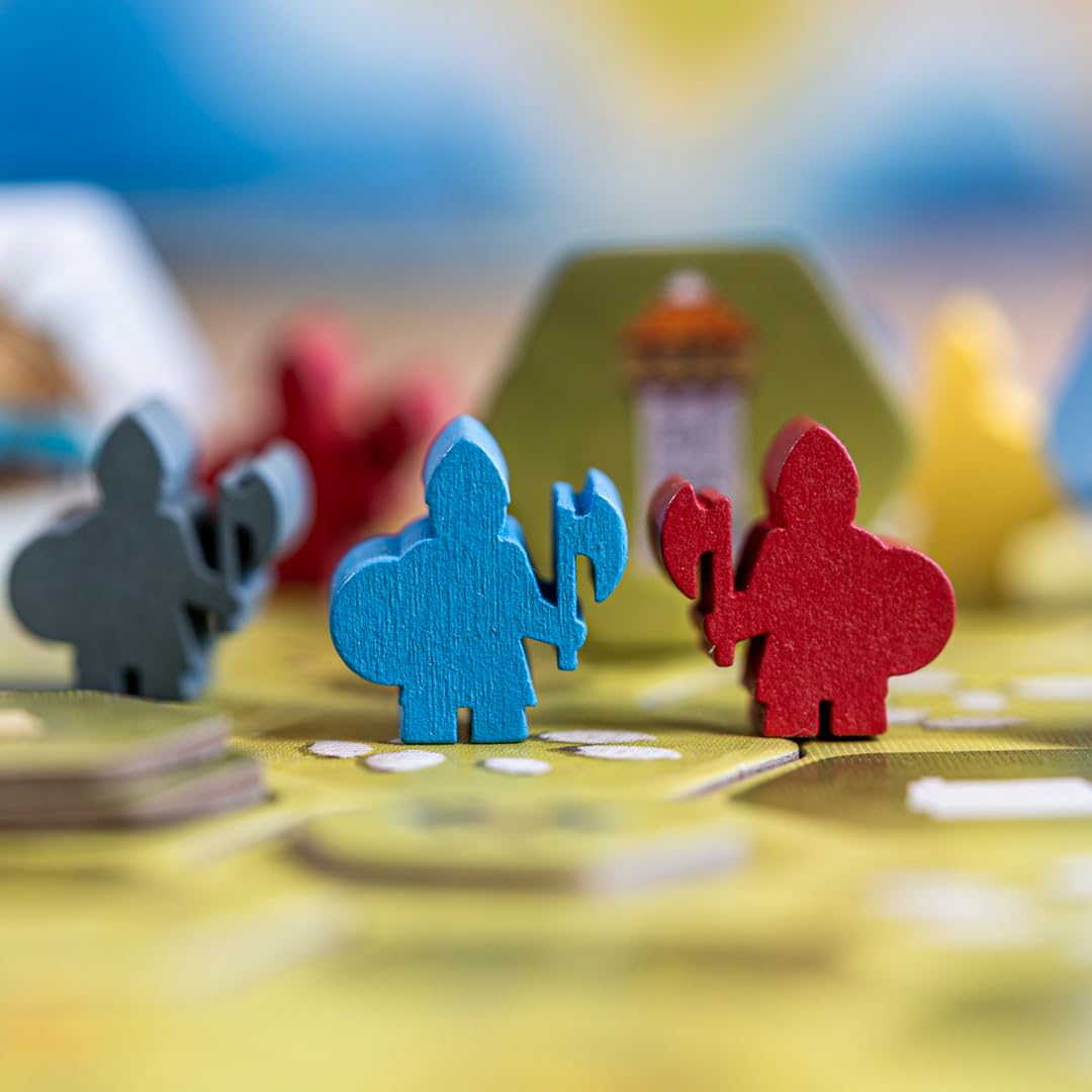 Looot - Pillage and Raid to Become Leader of The Vikings | Kenner Spiel Nominated for 2025 | Casual Strategy Board Game for Kids, Teens, & Adults | Ages 10+ | 2 to 4 Players | 45 Minutes
