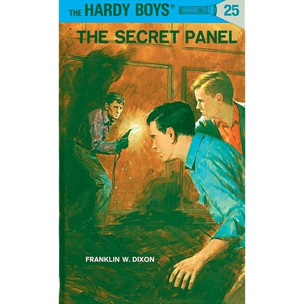 洋書 The Woven Mystery Raffia Pyramid Bag - Black