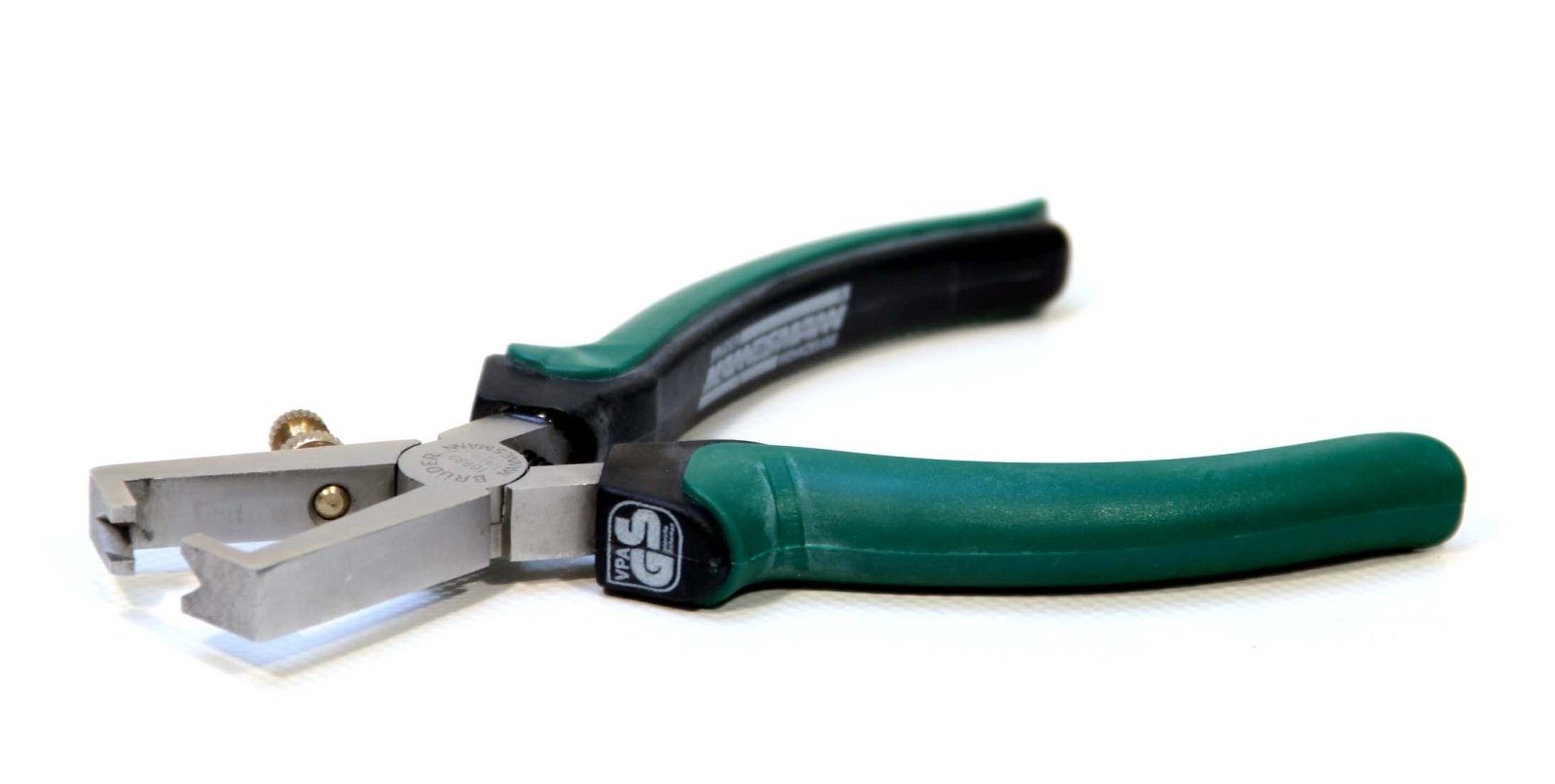 Mannesmann 160 mm Stripping Pliers