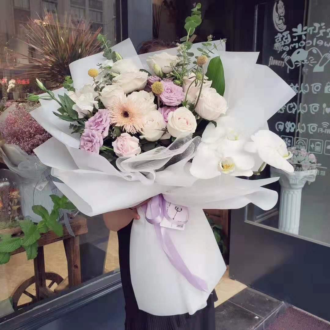 Paper Bouquet Flower Handmade Crafts Packing Paper Waterproof Decorative Paper 21 Sheets For Wedding Birthday Valentine Anniversary Mother’s Day (white)