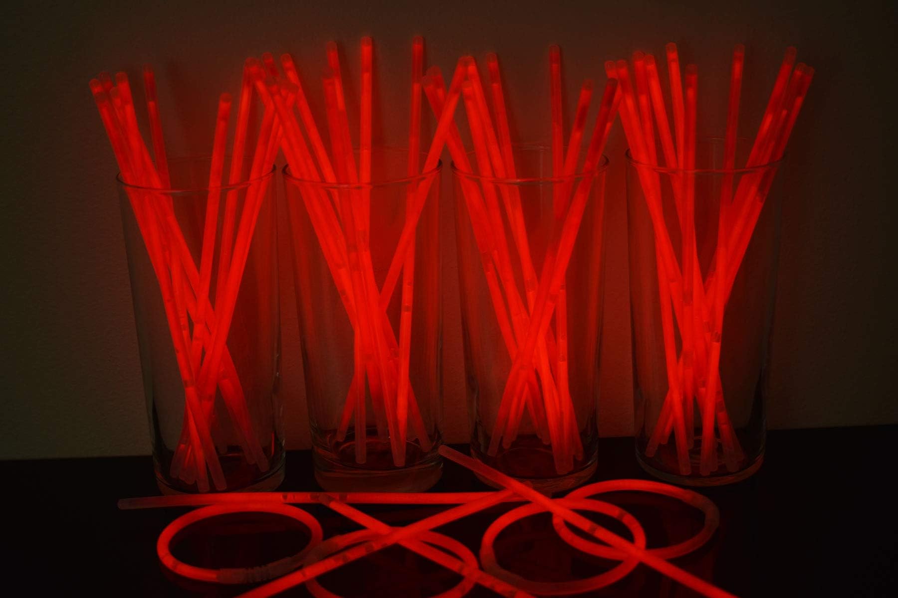 DirectGlow 8" Premium Glow Bracelets Glow in The Dark Party Favors Extra Strong Connectors (Red, 200)