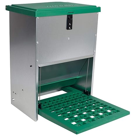 VOSS.farming Geflügelfutterautomat Feedomatic mit Pedalzufuhr, bis zu 12kg Futter, Hühner,Puten, Gänse, Enten