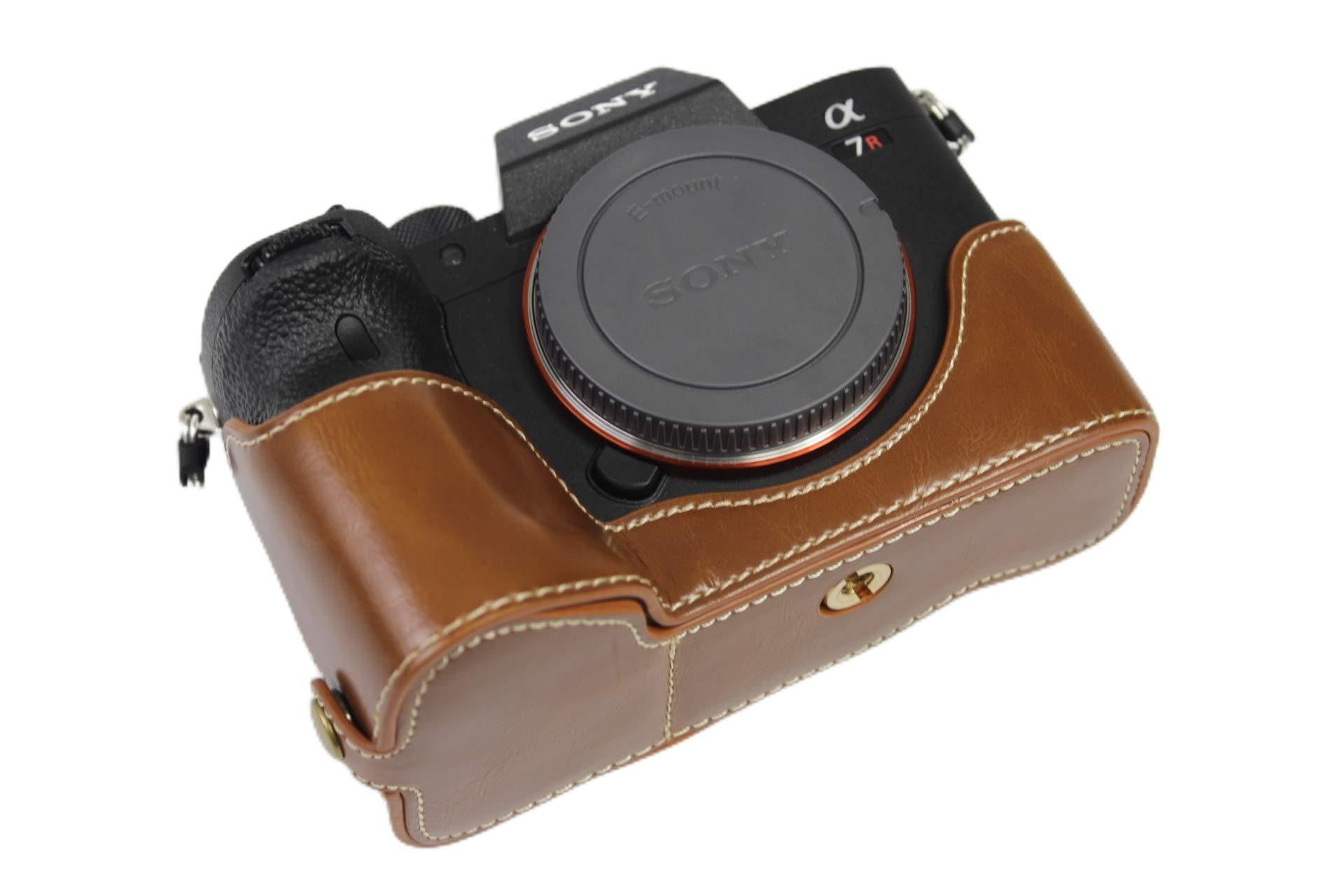 A7R IV Case, Zakao PU Leather Half Bottom Opening Version Holster Camera Case With Hand Strap Protective Cover Bag Case for Sony Alpha A7R IV (Brown)