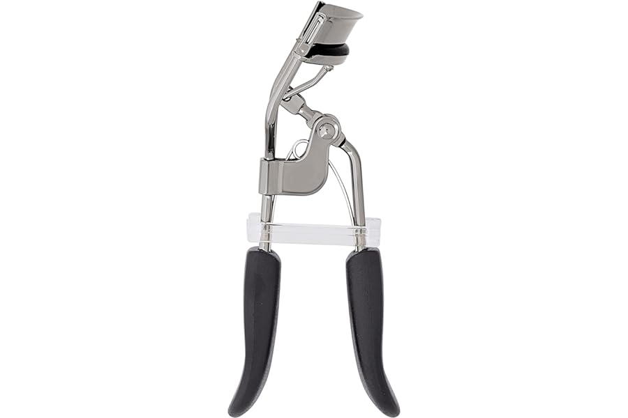 e.l.f. Pro Eyelash Curler, Strong, Contoured, Eye-Opening, Voluminous Lashes, Includes Additional Rubber Replacement Pad, Silver