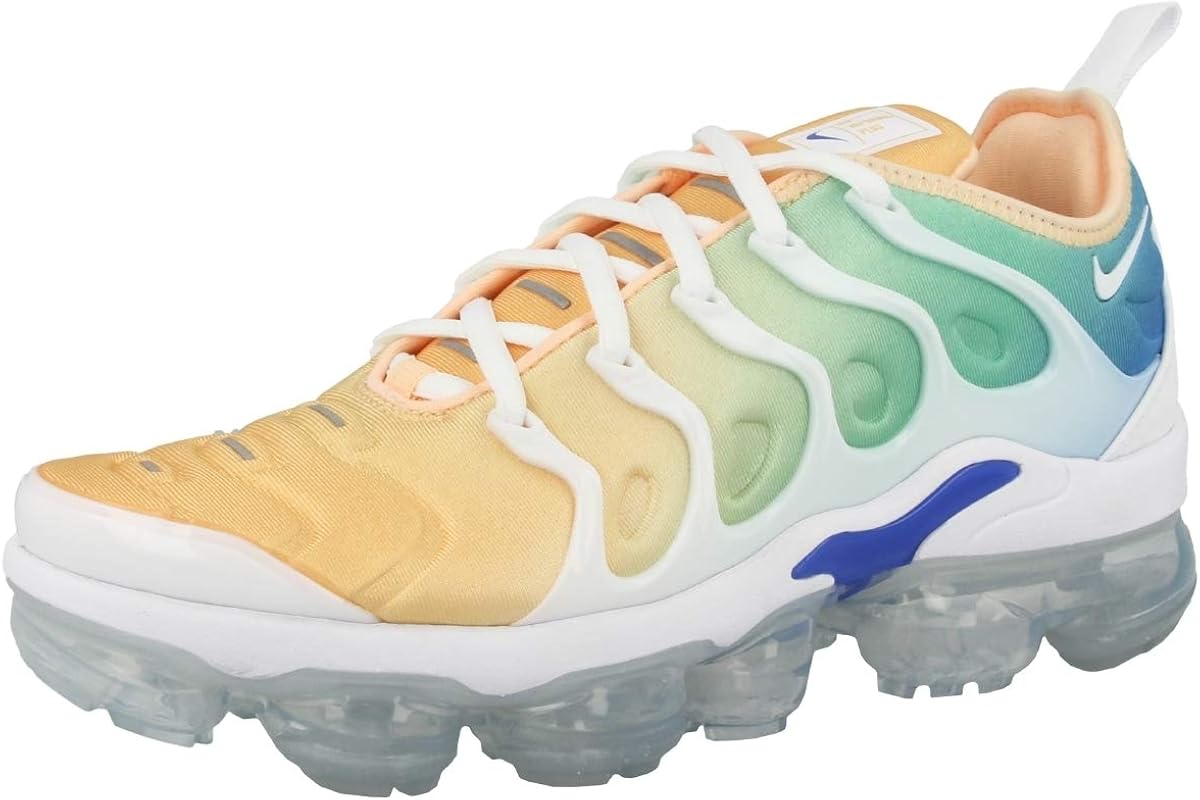 vapormax plus women's all white