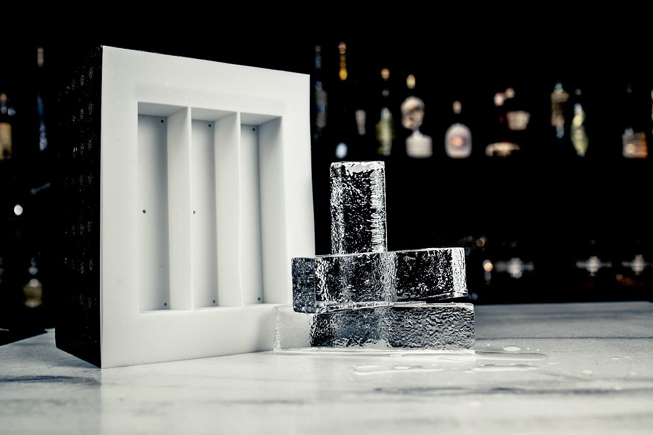 CLEAR ICE BOX SPEARS | for 3 ice spears | approx. 13.5 x 3.5 x 3.5 cm) | crystal clear | slower dilution | perfect for long drinks, highballs & lemonades