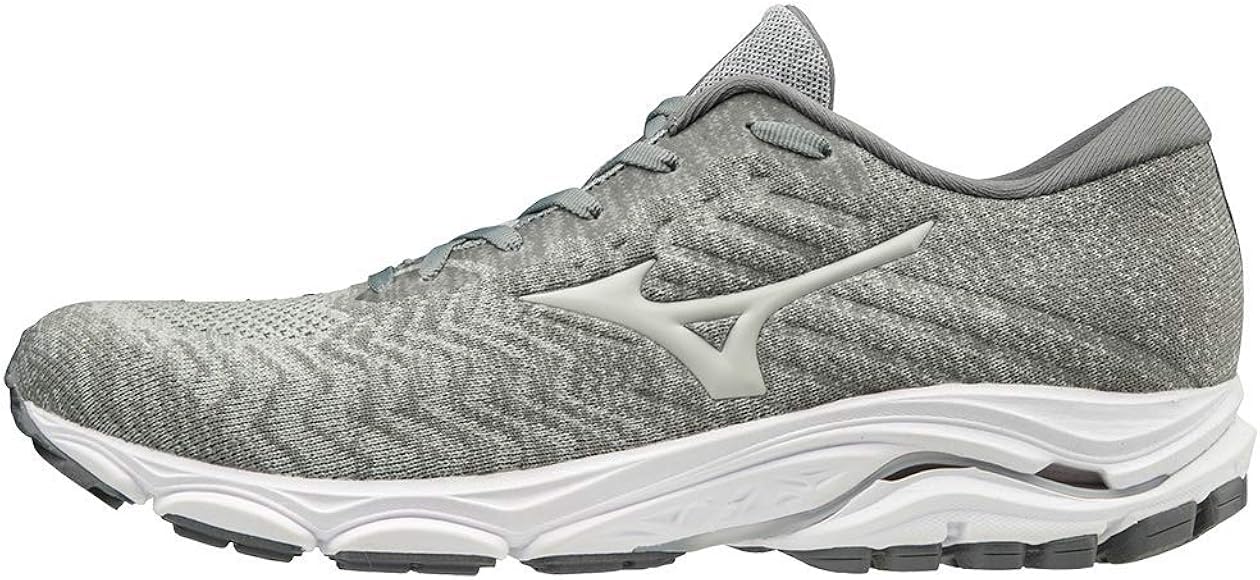 amazon mizuno running shoes