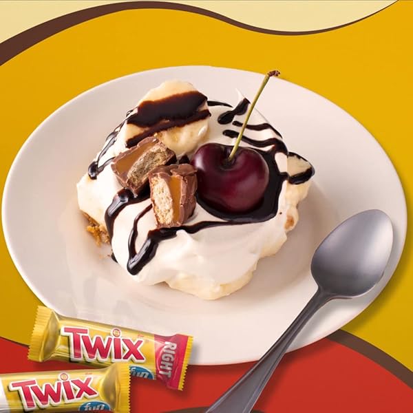 TWIX FUN SIZE CARAMEL COOKIE MILK CHOCOLATE CANDY BARS INDIVIDUALLY WRAPPED PARTY CANDY CHOCOLATE BARS, 18.28 OZ JUMBO BULK BAG