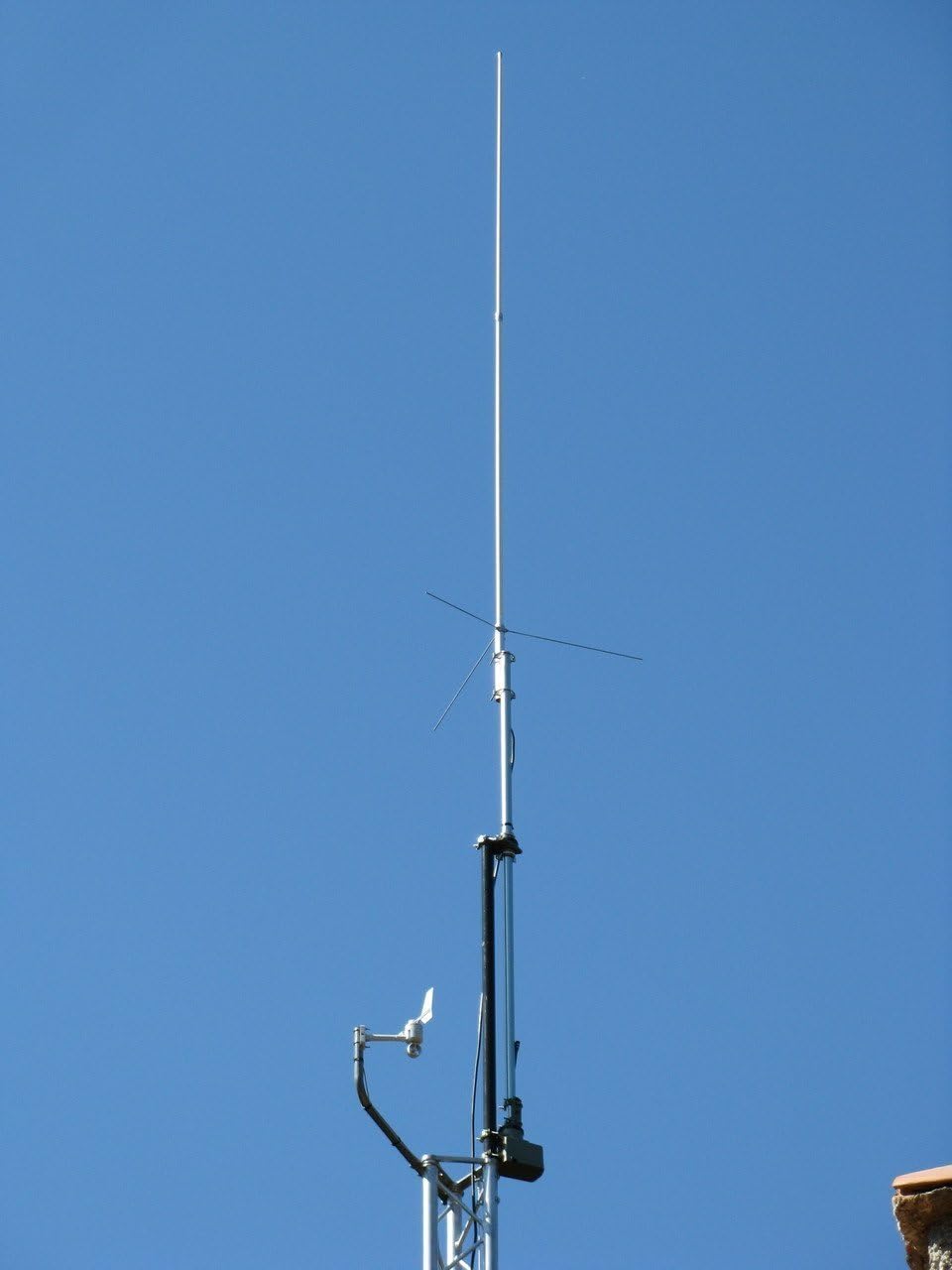 Harvest Wireless X300 V/UHF 2M/440 Dual Band Base Antenna Amazon.ca