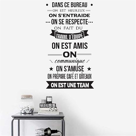 N A Autocollant Mural En Vinyle Avec Citation Dans Ce Bureau On Est Heureux On S Entraide On Se Respecte On Fait Du Pour Le Bureau La Maison Idee Cadeau 39 6 Cm Amazon Fr