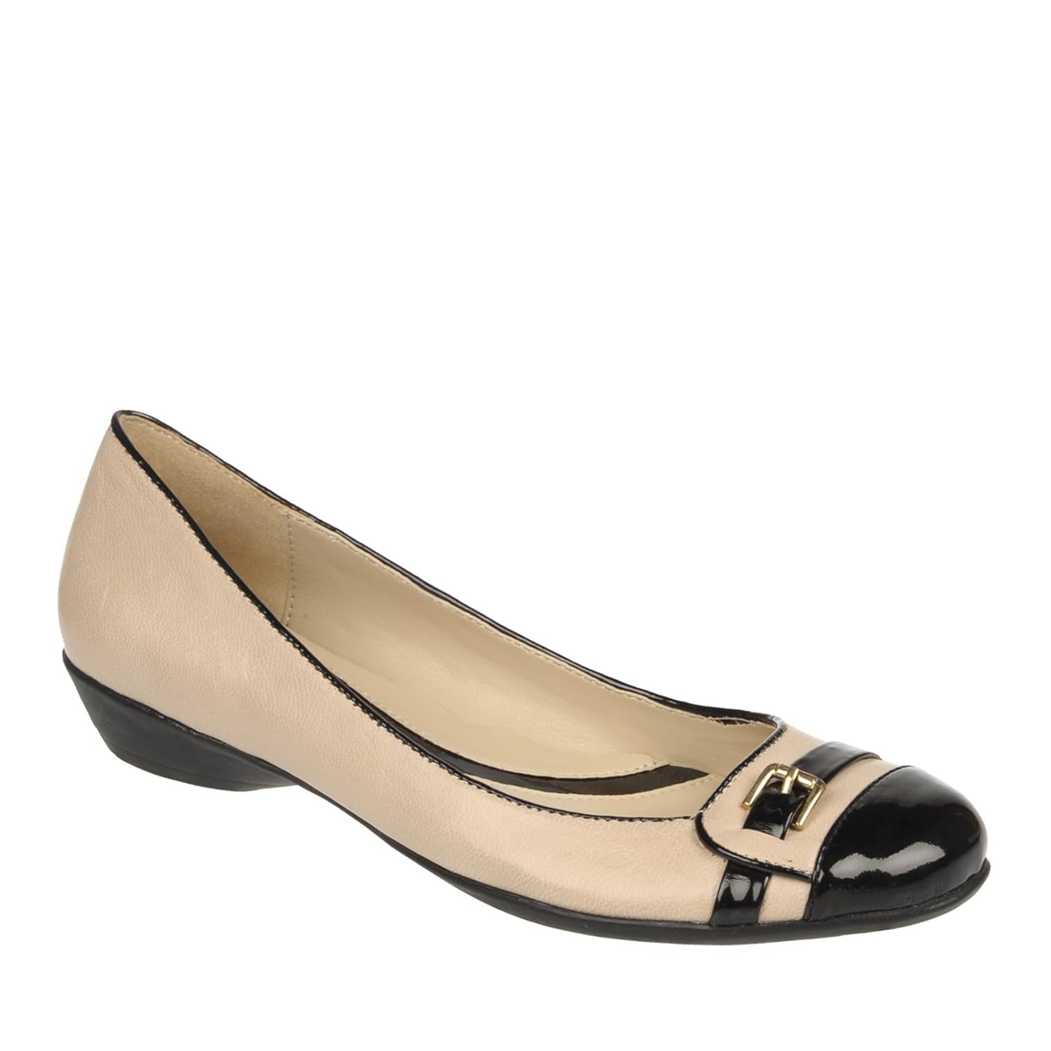 naturalizer beige shoes