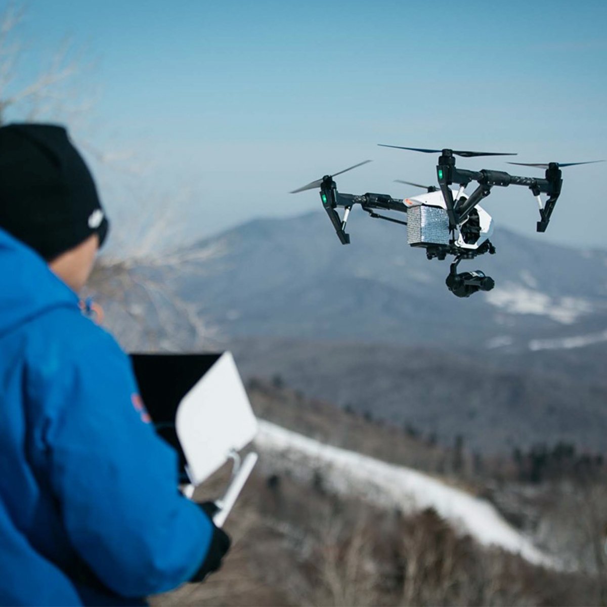 Powerextra 5.5 Inches Tablet Monitor Sunshade Hood for DJI Mavic pro, Spark, Phantom 2/3 and Phantom 4/4 Pro Transmitters, Fit for iPad mini 4/3/2, Samsung Galaxy 8.0 Tab S2/3, Nexus Tab 7/8