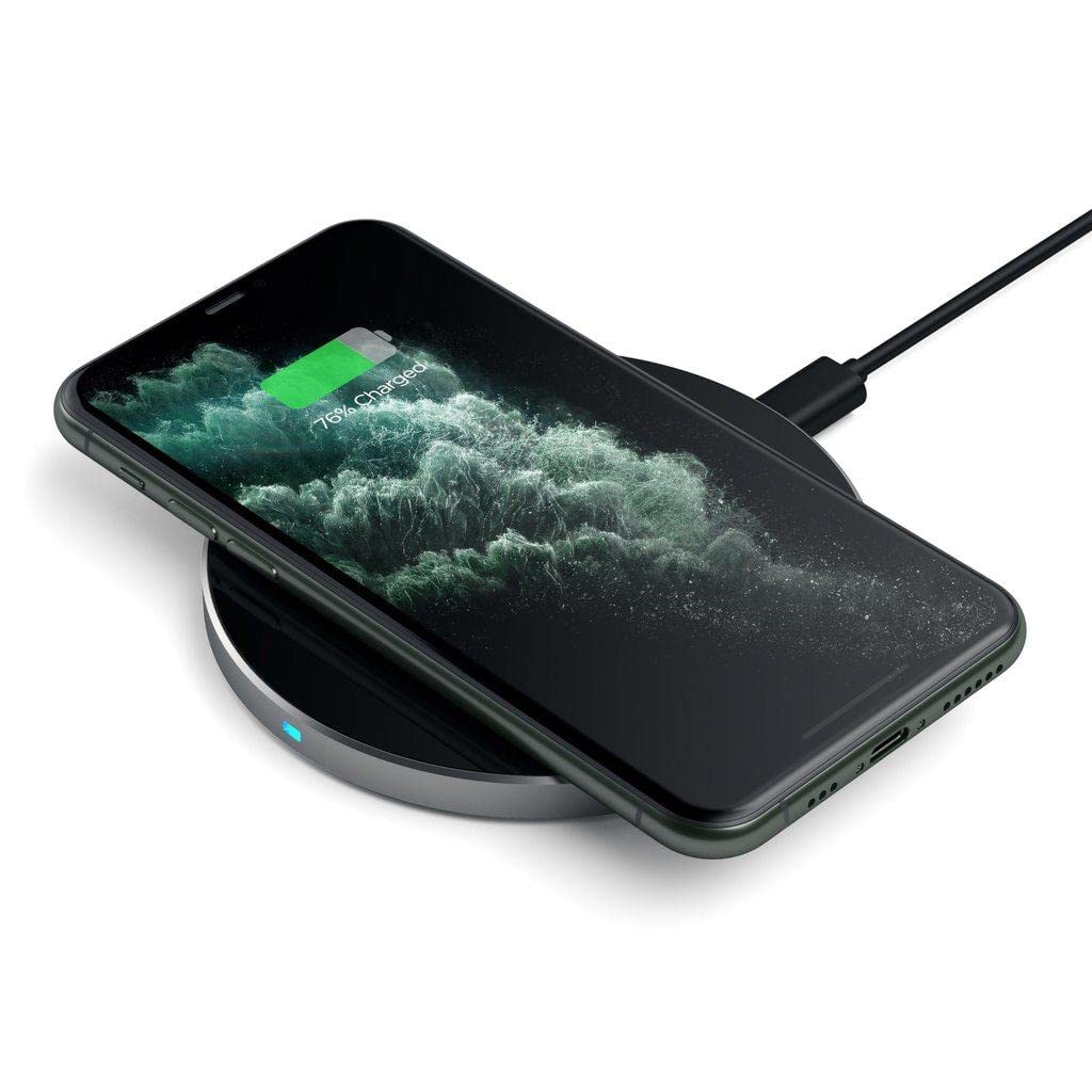 SATECHI Qi-Certified Aluminium Wireless Charger - Compatible with iPhone 17 to 12 Series - Adaptor Sold Separately (Space Grey)