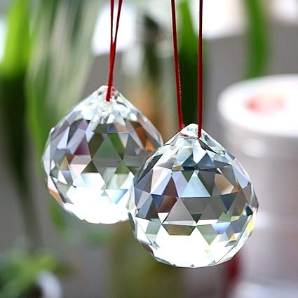 Btsky 2 Stück 50 mm Klarer Kristall Prismen Ball Sonnenfänger Kristall Kugel Aufhängen Kristallball mit Geschenk-Box für Feng