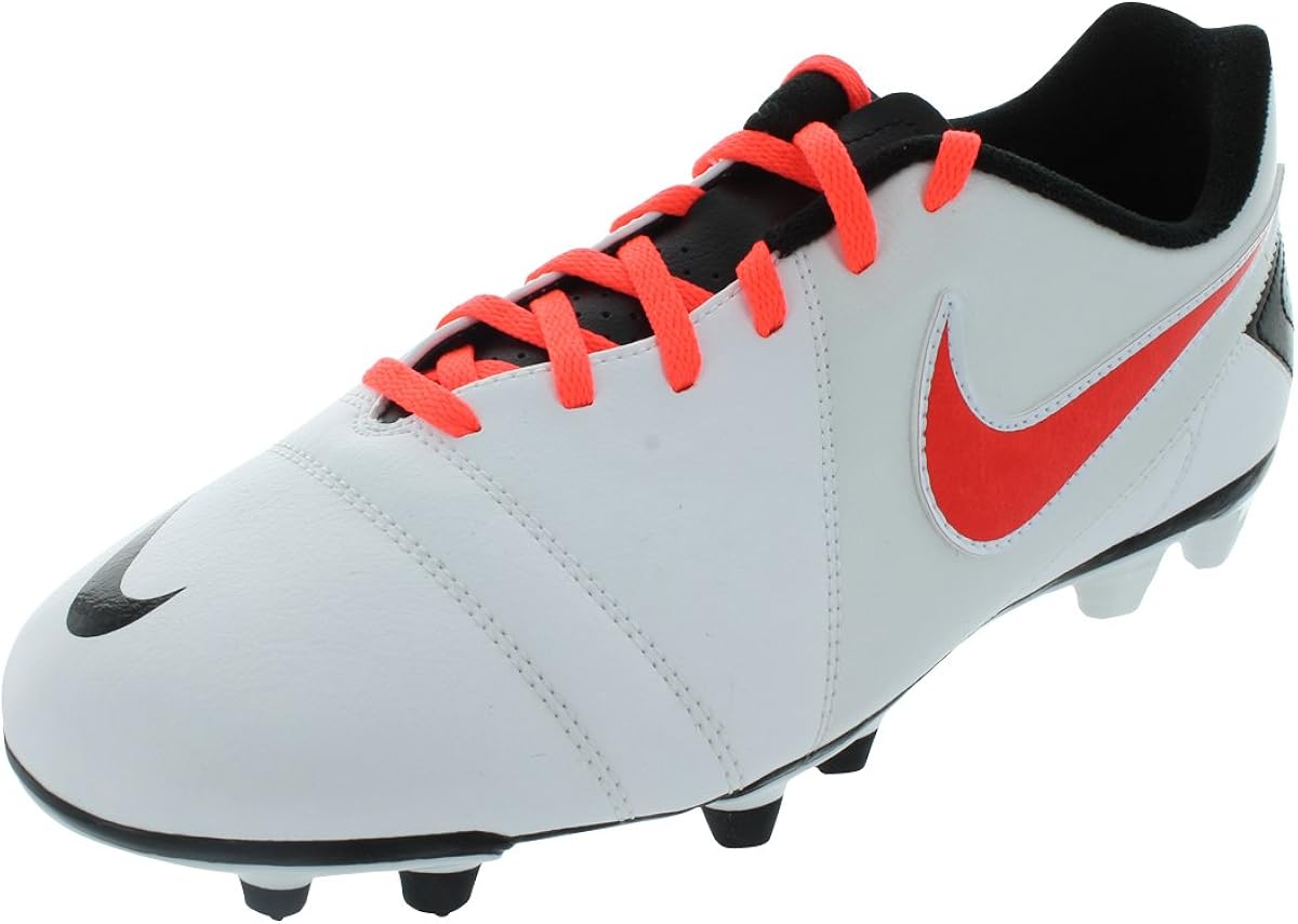 striker sports shoes