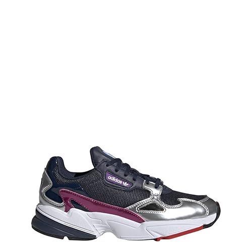 woman falcon adidas