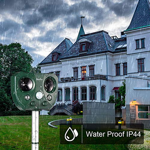 image for BamTyo Ultrasonic Pest Repeller, Solar Powered Pest Control Spider Rep