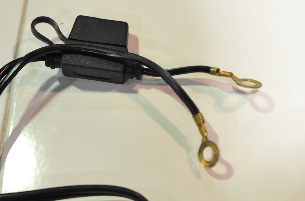 海外正規品 Ducatiバッテリー充電器 B00k1vjt78 珍しい Www Albrechtgehse Malerei Com
