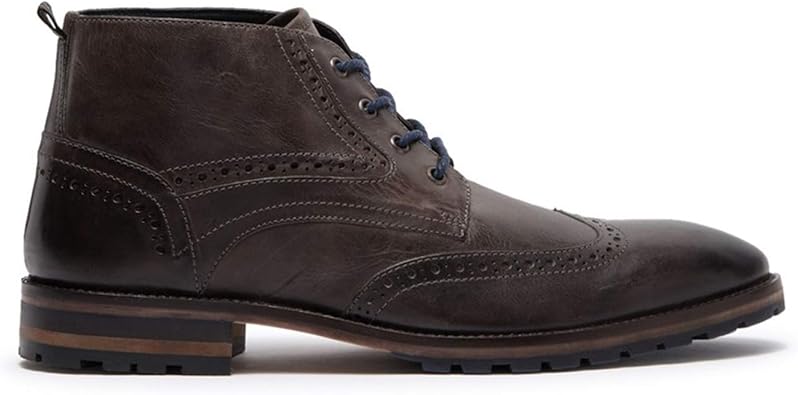 casual wingtip boots