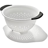 OXO Good Grips Plastic Strainer - 3 Qt Capacity, White | For Pasta And Vegetables, Colander, Non-Slip Feet, Soft Handles, Dishwasher Safe, Stable Draining