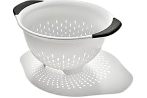 OXO Good Grips 3 QT Plastic Colander