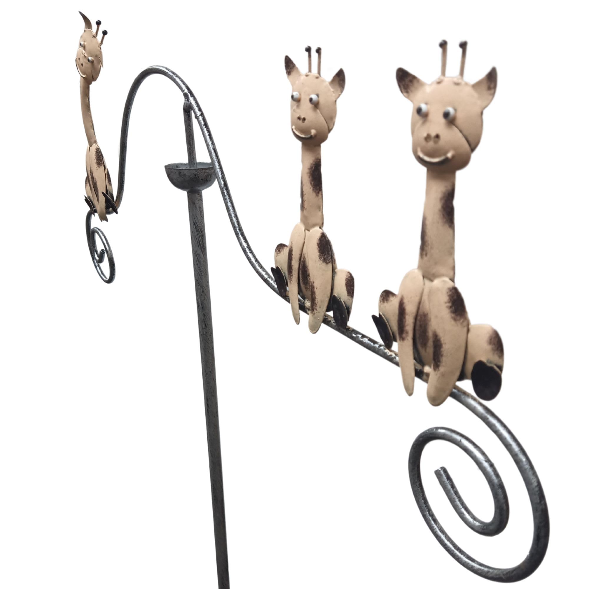 Giraffe Family Wind Spinner, Outdoor Garden Decor, Metal Balance Stake