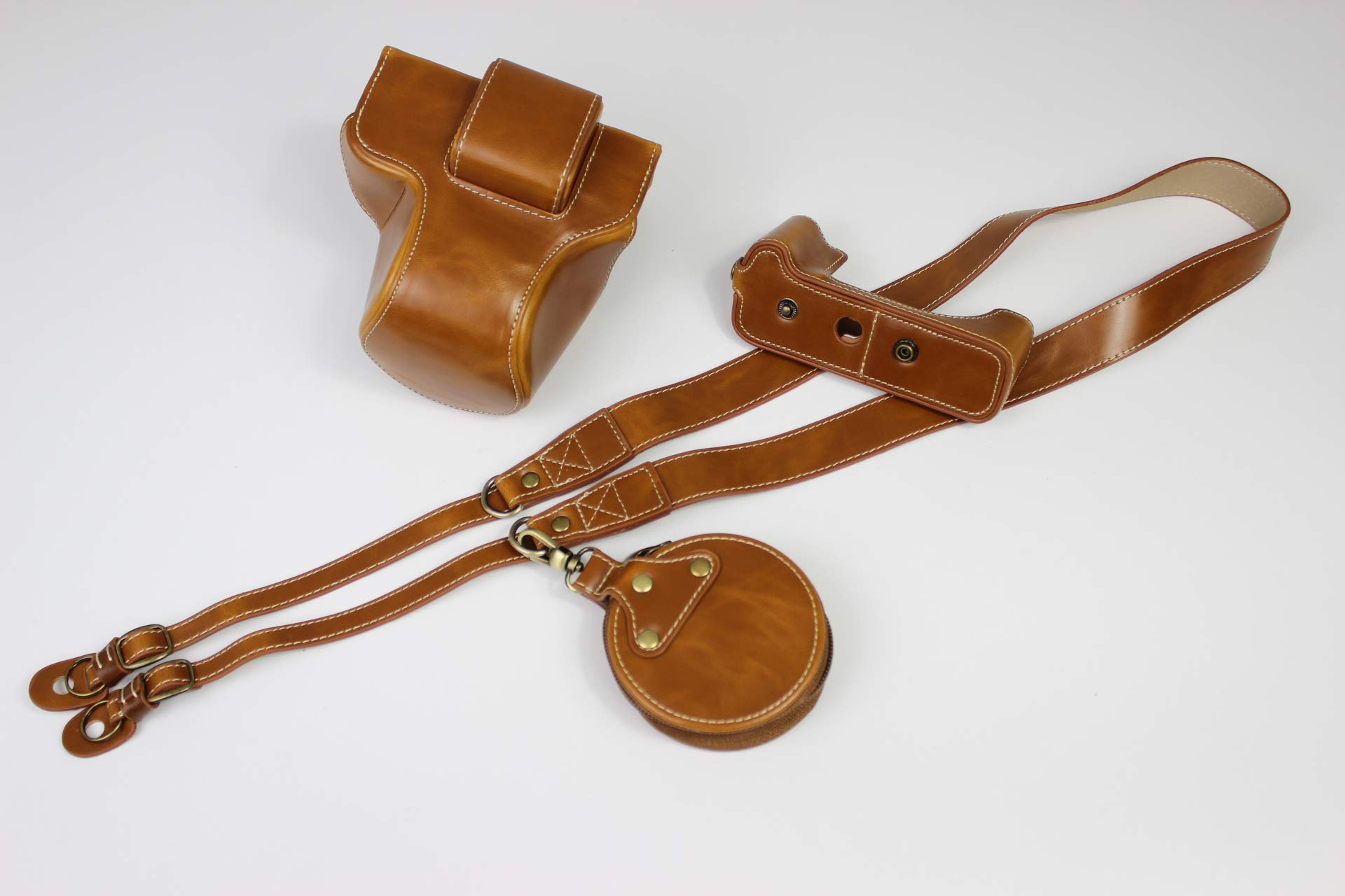 X-T200 Camera Case, Zakao PU Fullbody Bottom Opening Version Protective Leather Camera Case Bag for Fuji Fujifilm X-T200 XT200 15-45mm Lens with Shoulder Strap and Mini Bag (Brown)