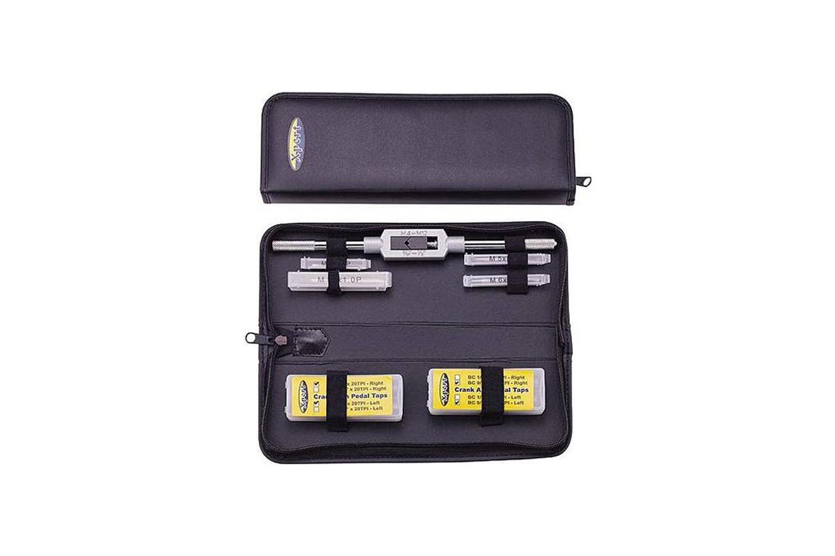 IceToolz with Dog Xpert Tap Set, Black, M