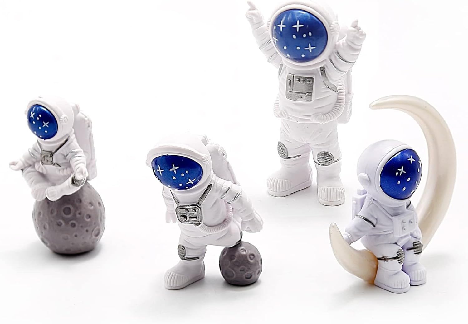 Photo 1 of 4 Pcs Miniature Astronaut Figurines Decorations Spaceman Statues Space Theme Desktop Decorations Cake Topper Space Cake Decorations Spaceman Astronaut Theme Children Toys Party Decors (Blue)