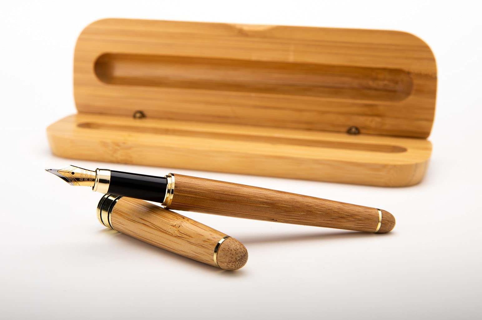 Dryden Designs Luxury Bamboo Fountain Pen with Ink Refill Converter