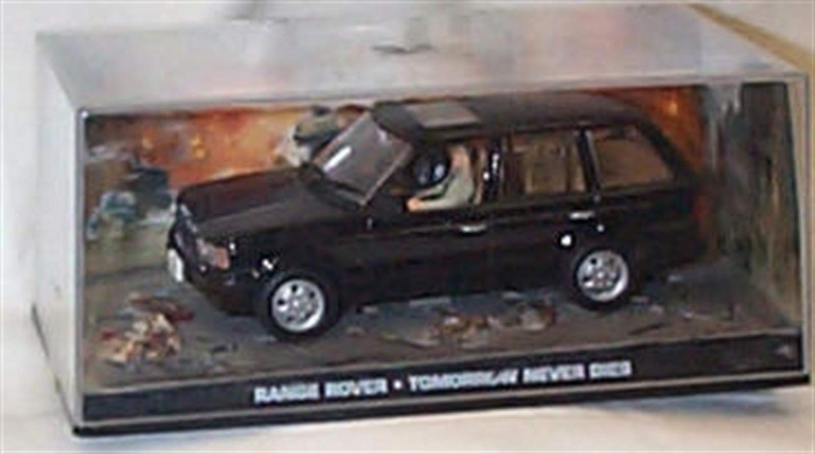 Universal Hobbies james bond 007 tomorrow never dies Lànd Ròvér Ràngé Ròvér film scene car 1:43 scale diecast model