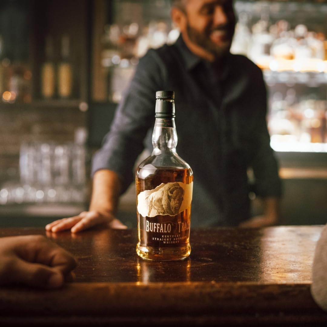 Buffalo Trace Kentucky Straight Bourbon Whiskey (1 x 0.7 l) 3