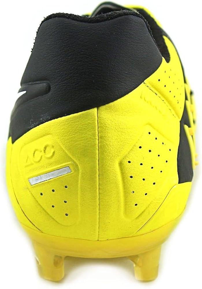 nike ctr360 maestri iii amazon