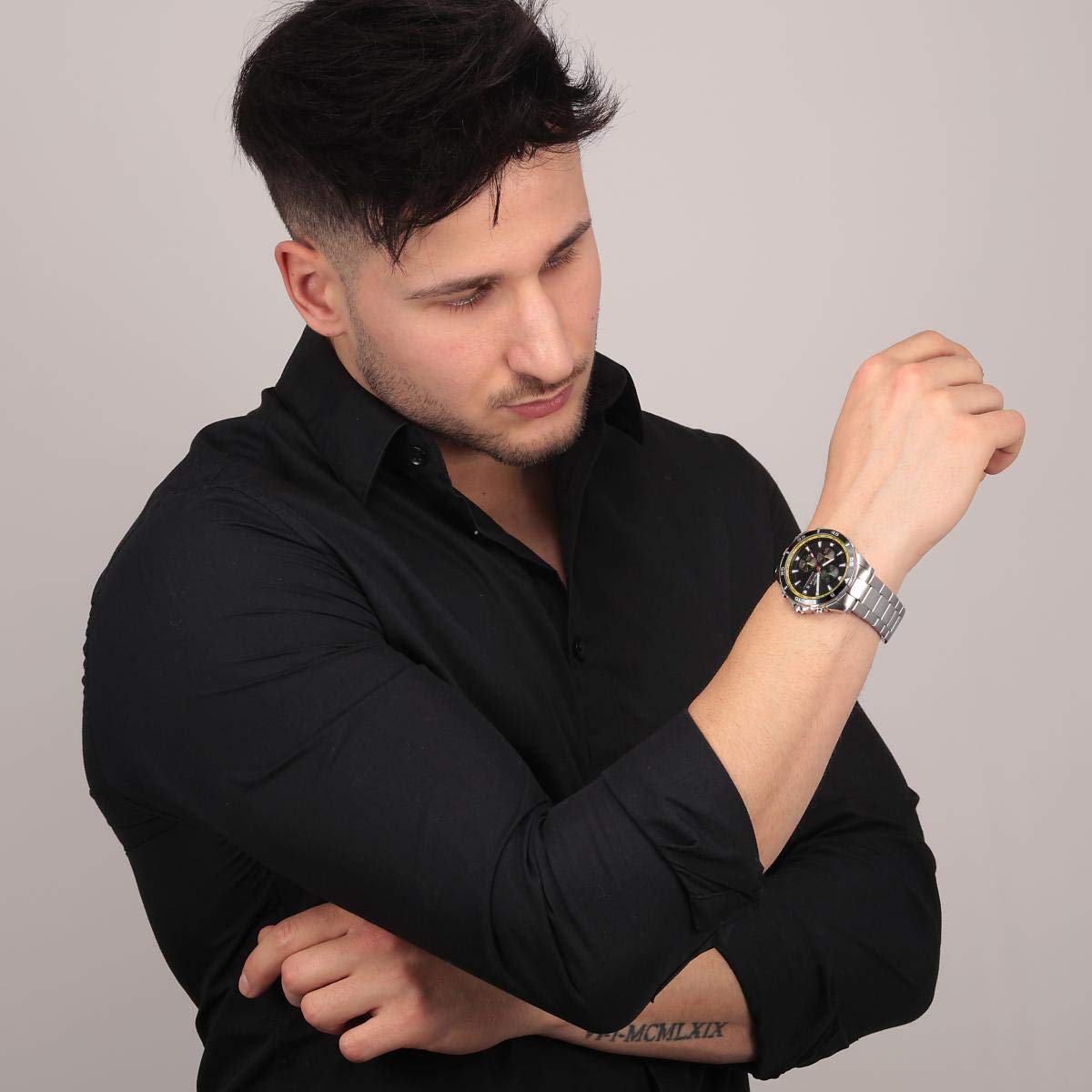 SECTOR(セクター) Summerbergen - [Official Genuine] Sector ADV2500 Collection 43mm Men's Chronograph Quartz Watch R3273643006, Bracelet Type
