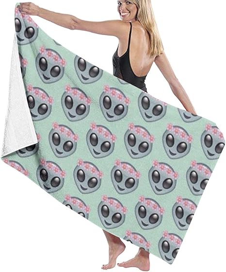 Amazon Co Jp エイリアン かわいい ビーチタオル 大判 バスタオル スイムタオル 軽量 薄手 大きい おしゃれ マイクロファイバー ふわふわ 人気 安い 吸水 海水浴 花見 旅行 お風呂 スポーツ 130x80cm ホーム キッチン