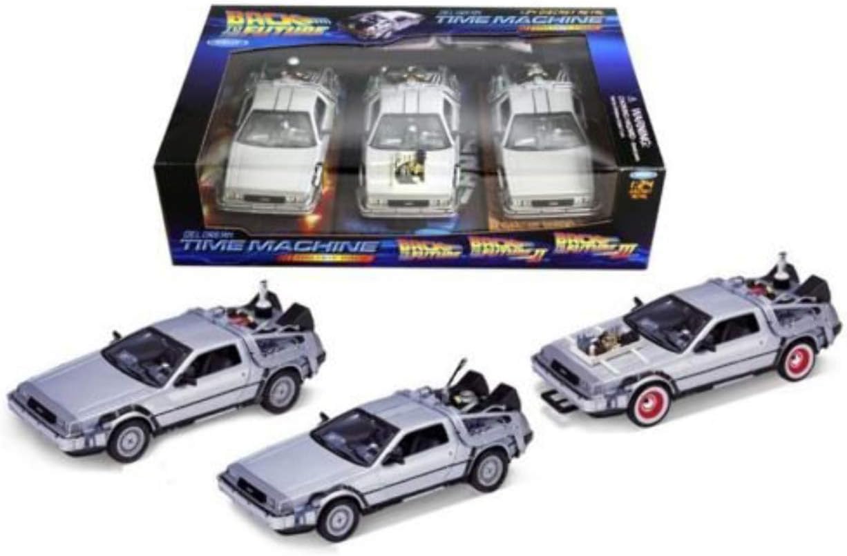 Back to the Future Movie Trilogy DeLorean 1981 Time Machine Die-Cast 1:24 Scale Vehicle 3-Pack, Silver, 23 cm - Image 3