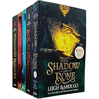 Shadow and Bone (Grisha Trilogy): Leigh Bardugo: Amazon.com: Books