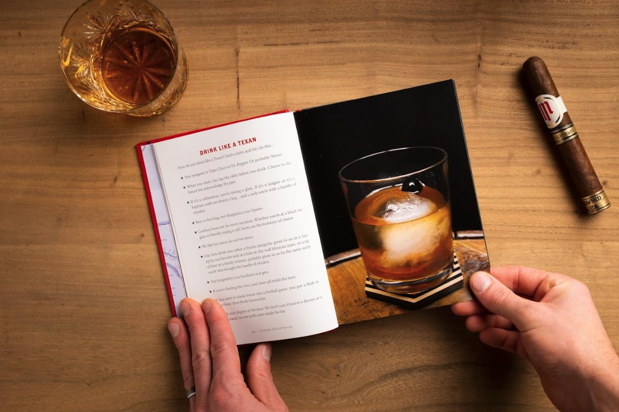 Texas Cocktails: The Second Edition: An Elegant Collection of Over 100 Recipes Inspired by the Lone Star State (City Cocktails)