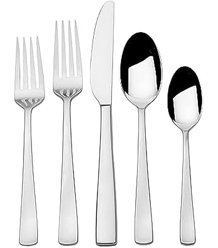 Amazon.com: Mikasa Barrett 18.10 20 Piece Stainless Steel Cutlery