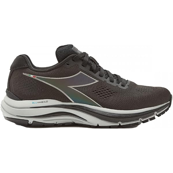 Men's Diadora Mythos Blushield Volo 3 HIP