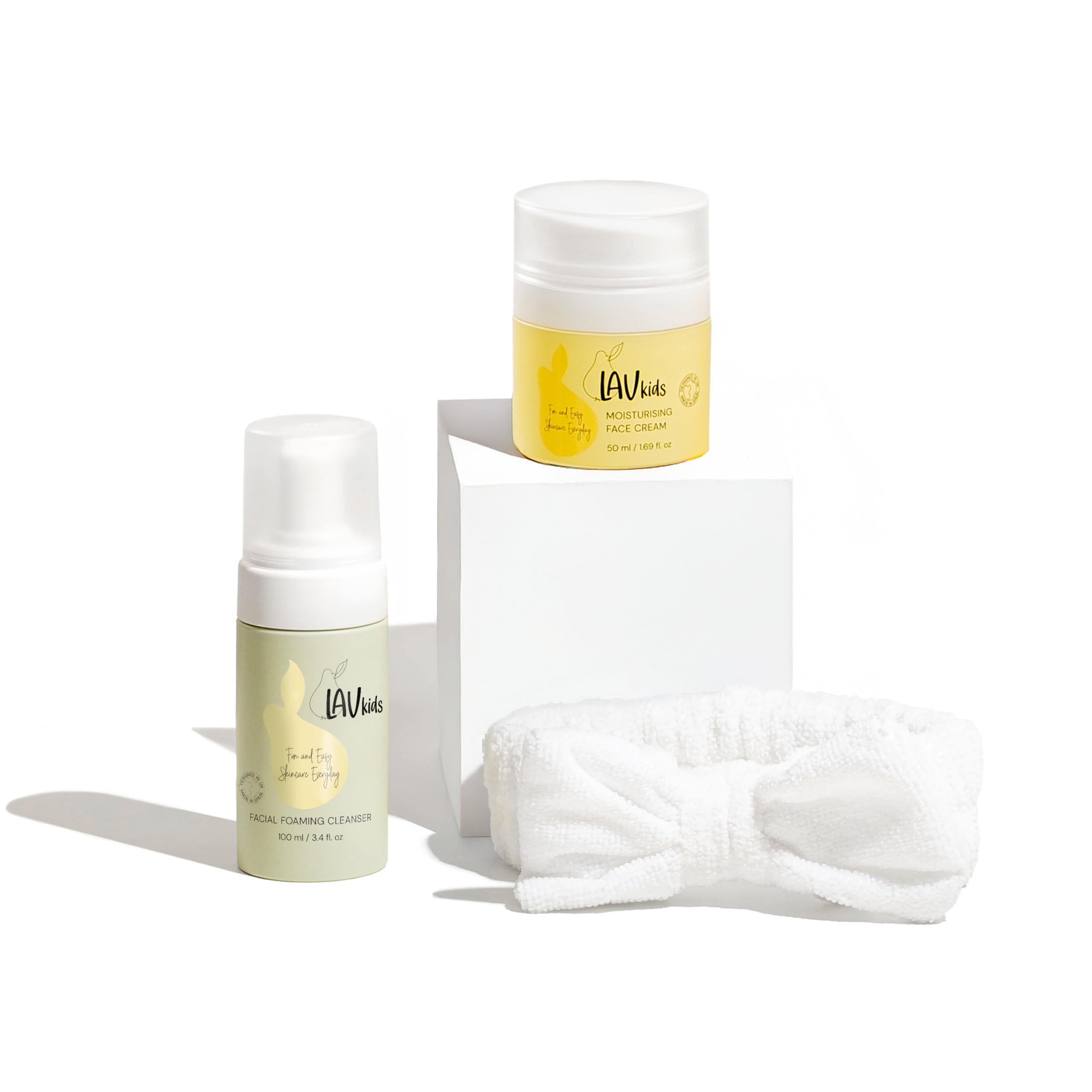 Lav Kids Moisturising Skincare Bundle- Foaming Facial Cleanser 100ml & Face Moisturiser 50ml, Dermatologically Tested, for Sensitive Skin