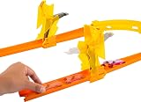 Hot Wheels Lightning Boost Pack Track Set with 1 Car 12 Tracks HMC03 view 4