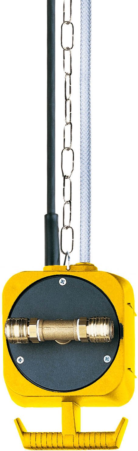 Brennenstuhl Pendulum Compressed Air Power Distributor IP44 3 x Earthing Contact, 1151160