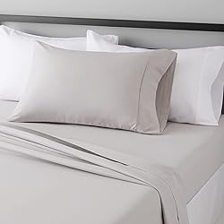 Amazon Basics Lightweight Super Soft Easy Care