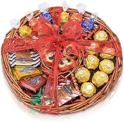 Christmas Gift Basket – Chocolate Variety Chocolate Tray for Family, Friends, Gourmet Food Gifts, Holiday, Office for Men and Women, Corporate