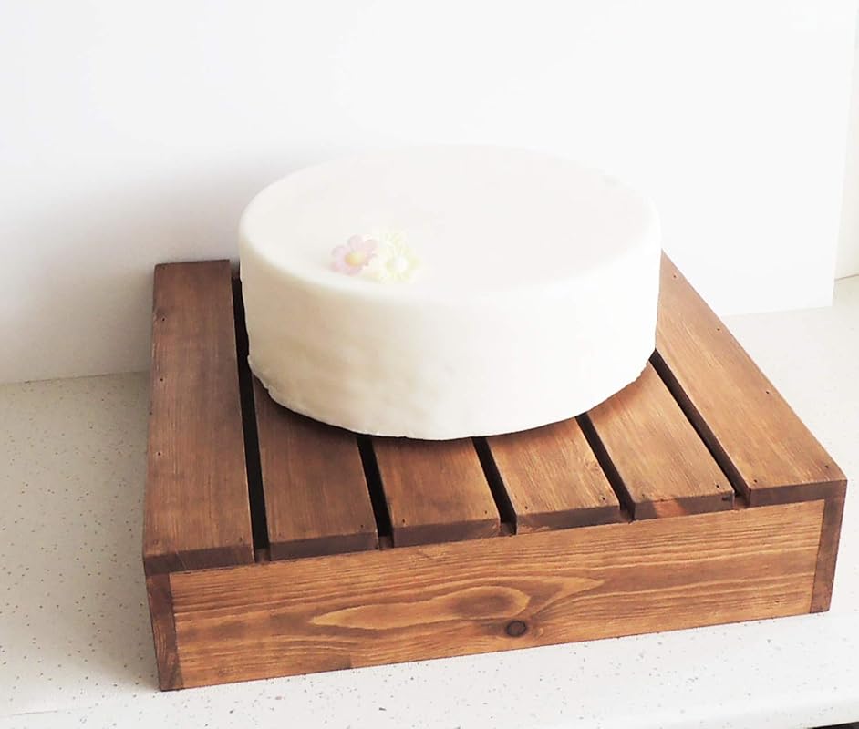 wedding cake stand, wooden cake board, weddding cake display, rustic