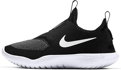 boys black nike sneakers